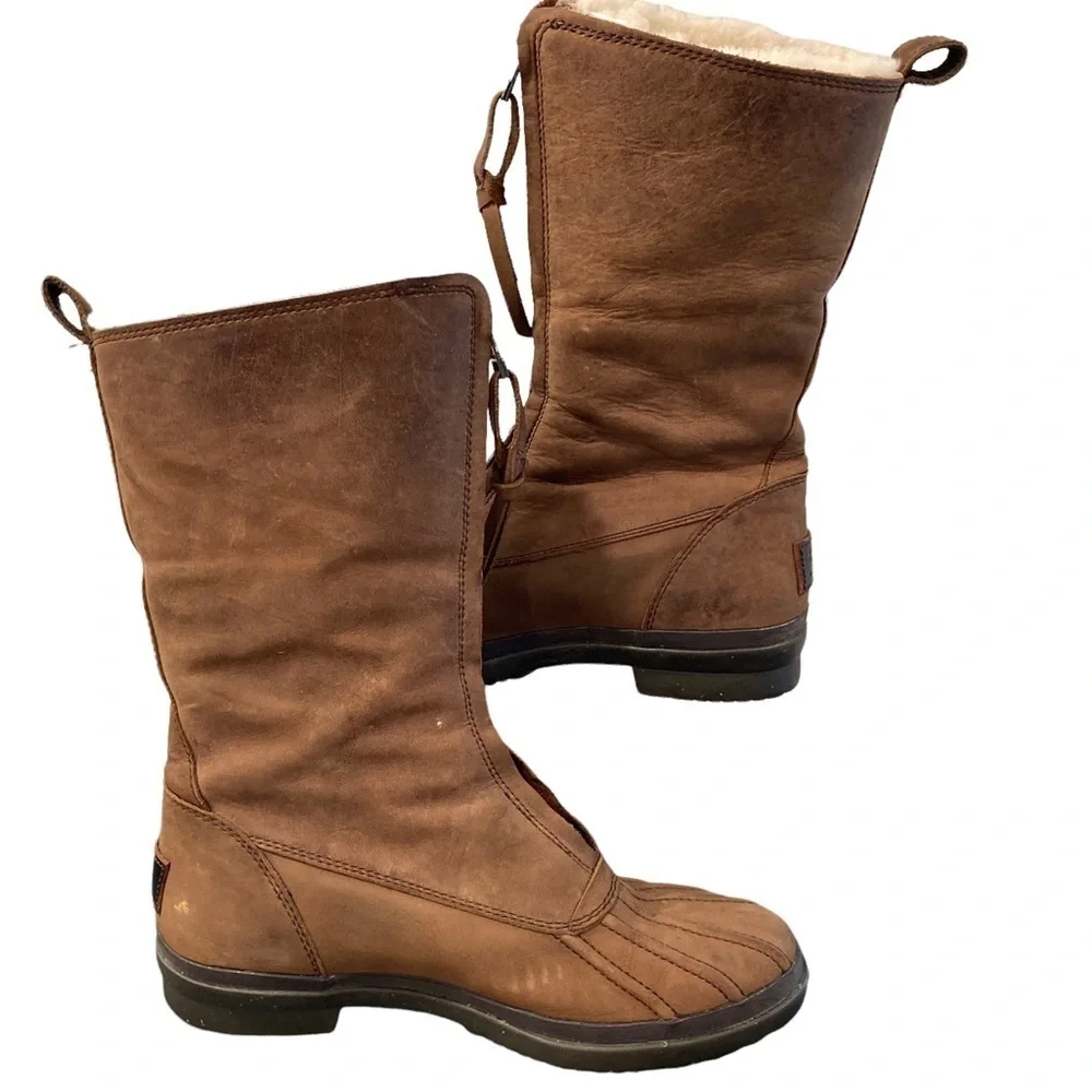 UGG sz 6 Arquette stout leather foldover winter boots